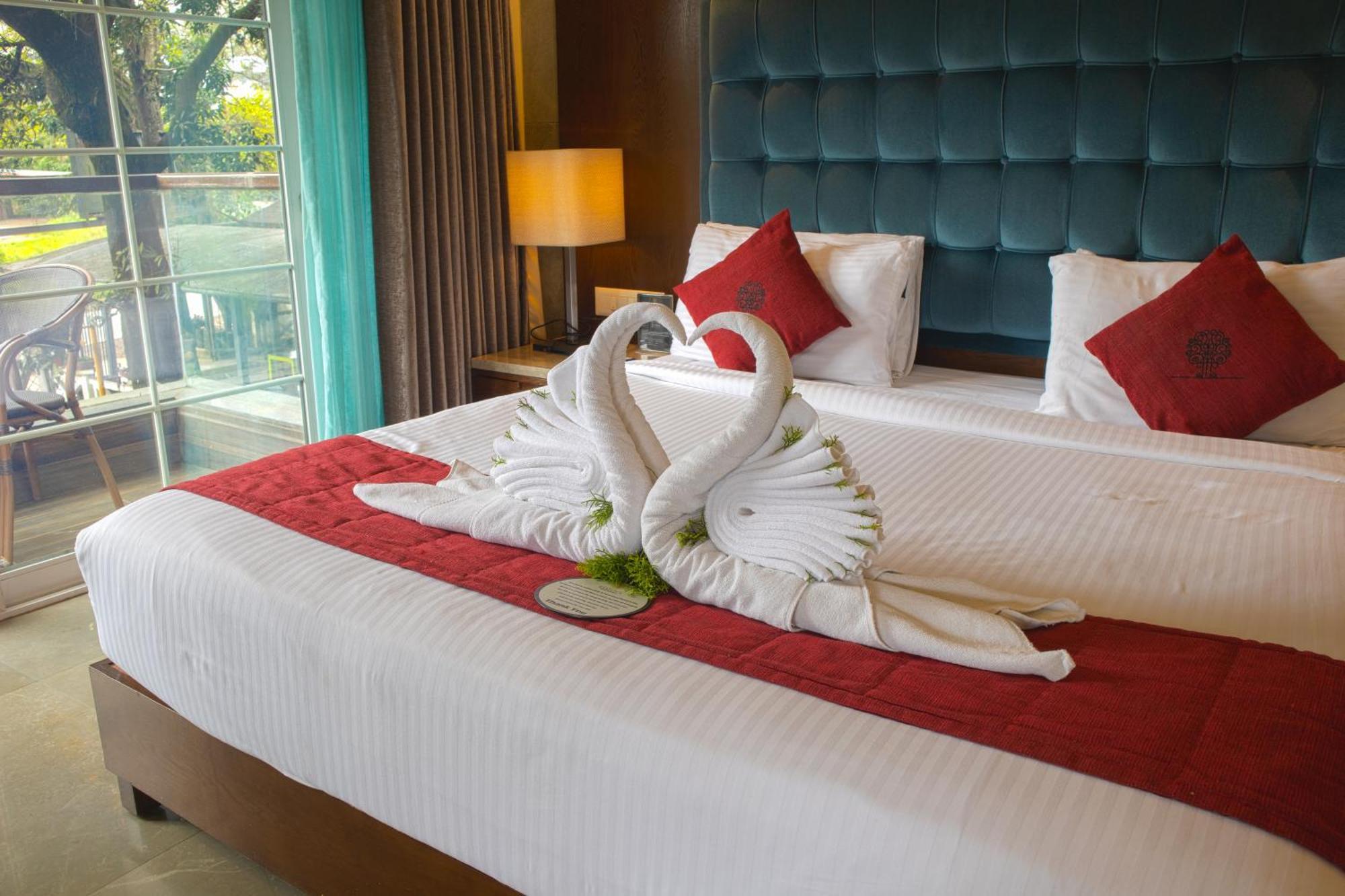 Basilica Resort - Where Luxury Redefines Mahabaleshwar Exterior photo
